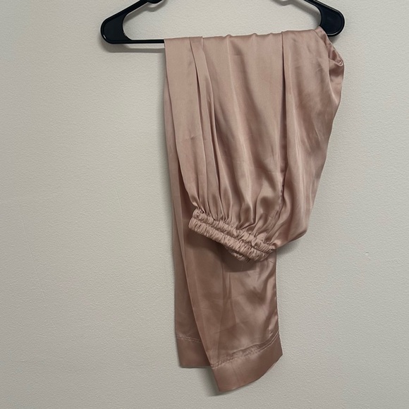 Baby Pink and Bronze Two-Piece Salwar Kameez | Pastel Size Approx. Medium - Picture 7 of 8